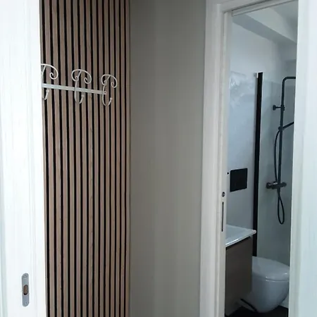 L'aurora Apartment *